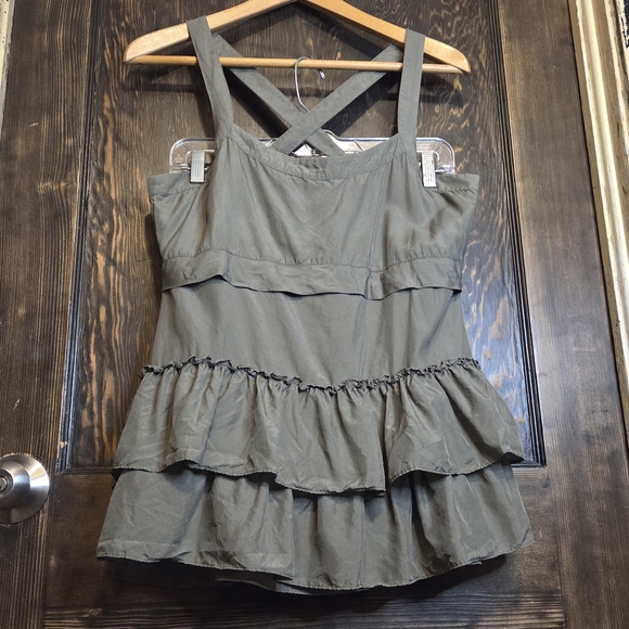 Banana Republic Sage Silk  Ruffled Tiered Crossback Straps Top - Picture 2 of 13